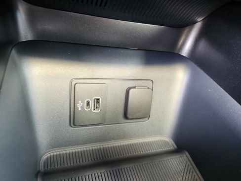 Certified 2026 Ford Explorer ST w/ Sun And Sound Package AWD/4WD image 32