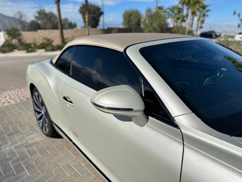 Used 2024 Bentley Continental GT V8 image 11