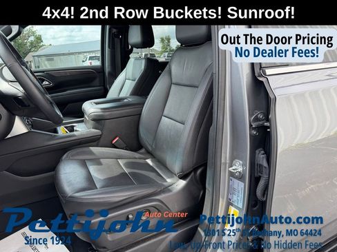 Used 2022 Chevrolet Tahoe LT w/ LT Signature Package AWD/4WD image 12