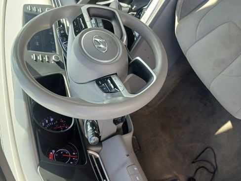 Used 2023 Hyundai Elantra SEL image 7