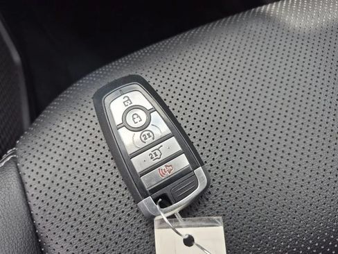 Used 2021 Ford Escape SEL FWD image 26