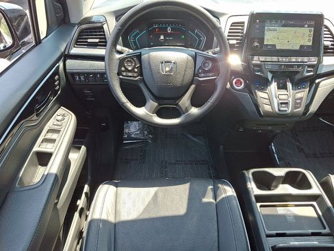 Certified 2023 Honda Odyssey Elite image 11