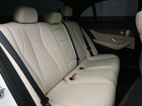 Used 2021 Mercedes-Benz E 450 4MATIC Sedan w/ Premium Package image 23