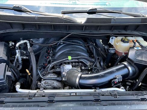Used 2020 Chevrolet Silverado 1500 RST AWD/4WD image 32