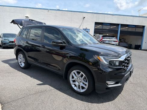 Used 2025 Honda Passport EX-L image 12