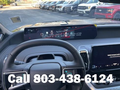 New 2025 Ford Expedition Platinum w/ Stealth Performance Package image 19