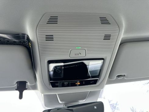 New 2026 Volkswagen Tiguan SE image 27