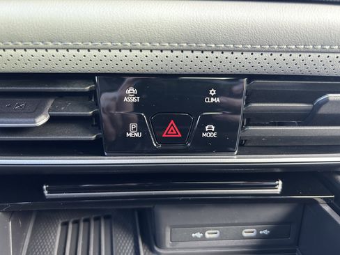 Certified 2025 Volkswagen Atlas Cross Sport SEL Premium R-Line image 19