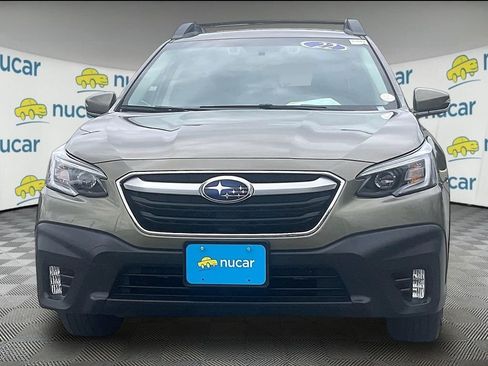 Used 2022 Subaru Outback Premium AWD/4WD image 2