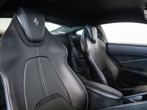 Used 2021 Ferrari Roma RWD image 33