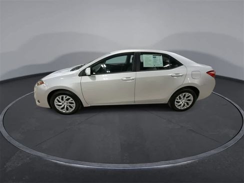 Used 2019 Toyota Corolla LE image 5