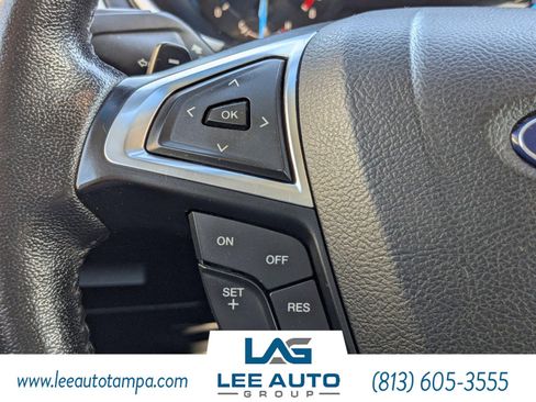 Used 2016 Ford Edge SEL image 24