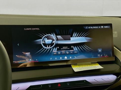 Used 2025 BMW X3 xDrive30i w/ Premium Package image 16