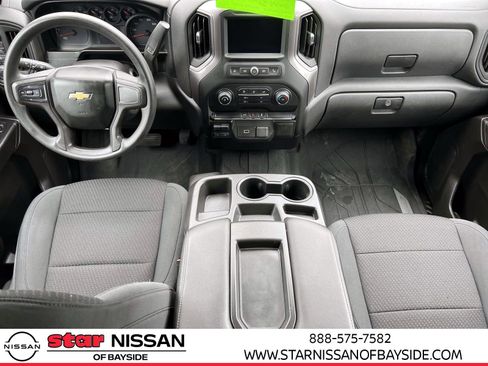 Used 2020 Chevrolet Silverado 1500 Custom w/ Custom Max Trailering Package image 11