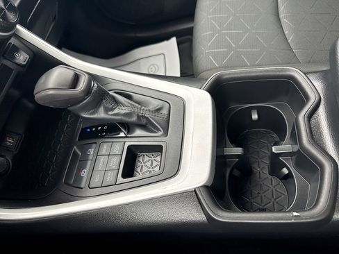 Used 2023 Toyota RAV4 XLE image 19