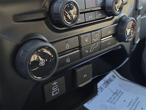 Used 2025 Ford F250 XLT image 21