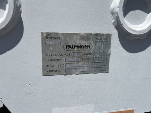 Used 2015 Ford F550 4x4 Regular Cab Super Duty image 20