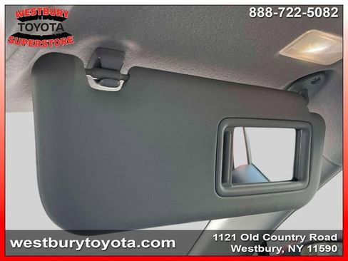 Used 2022 Toyota Corolla Cross LE w/ Moonroof Package image 31