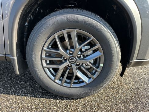 New 2026 Nissan Rogue S image 12