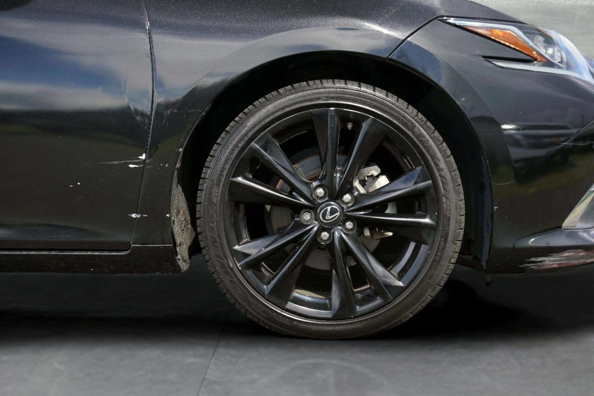 Used 2020 Lexus ES 350 w/ Premium Package FWD image 9