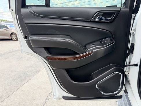 Used 2016 GMC Yukon SLE RWD image 25