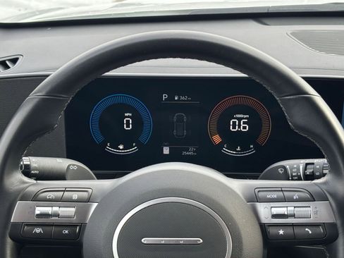 Used 2025 Hyundai Kona SEL image 34