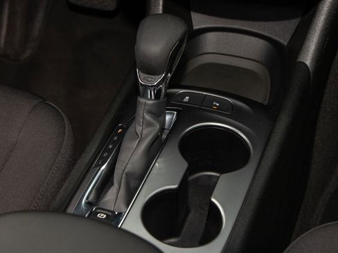 Used 2024 Chevrolet Malibu LS image 30