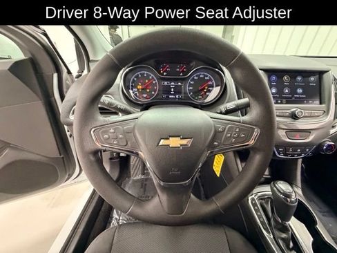 Certified 2019 Chevrolet Cruze LT w/ LT Fleet Convenience Package FWD image 9