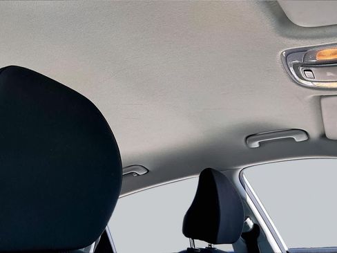 Certified 2025 Hyundai Kona SEL AWD/4WD image 14