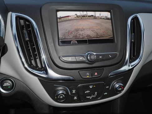 Certified 2023 Chevrolet Equinox LS w/ LS Convenience Package AWD/4WD image 12
