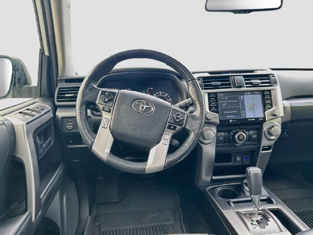 Used 2024 Toyota 4Runner SR5 Premium w/ Moonroof Package AWD/4WD image 11