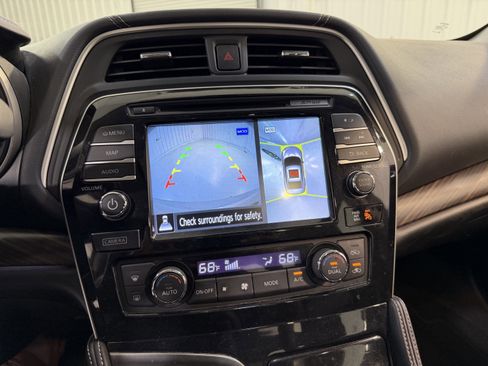 Used 2016 Nissan Maxima Platinum image 19