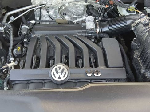 Used 2022 Volkswagen Atlas Cross Sport SE image 15