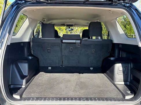 Used 2018 Toyota 4Runner SR5 image 41