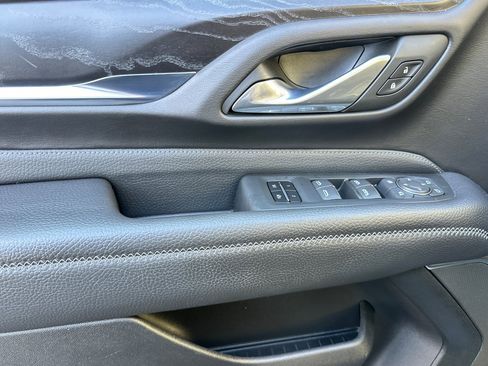 Used 2021 GMC Yukon XL Denali w/ LPO, Illumination Package image 10