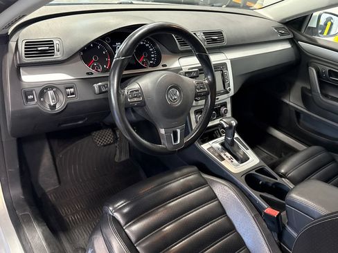 Used 2010 Volkswagen CC Sport FWD image 6