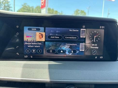 New 2025 Nissan Murano SV image 30