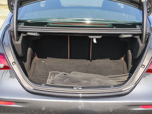 Used 2021 Mercedes-Benz E 350 Sedan w/ Premium Package image 17