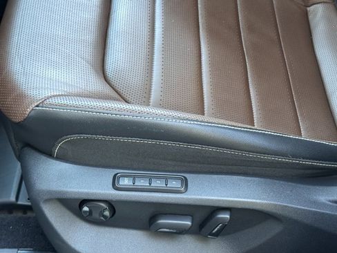 Used 2021 Volkswagen Atlas SEL Premium image 35