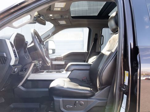 Used 2019 Ford F350 Lariat w/ Lariat Ultimate Package AWD/4WD image 10