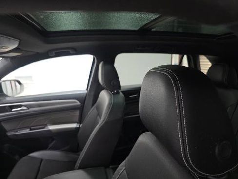 Used 2023 Volkswagen Atlas Cross Sport SE w/ Panoramic Sunroof Package AWD/4WD image 8