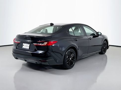 Used 2025 Toyota Camry SE w/ Convenience Package AWD/4WD image 5