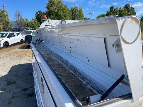 Used 2019 Chevrolet Silverado 3500 W/T w/ WT Convenience Package RWD image 13