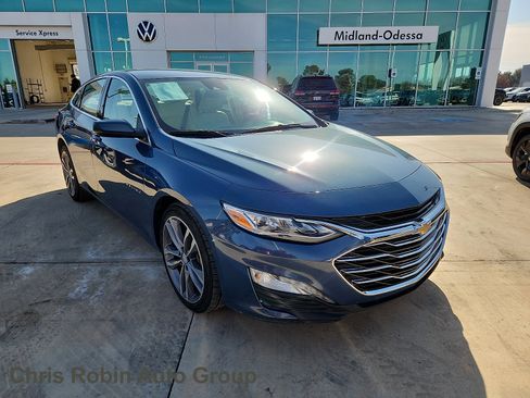 Used 2024 Chevrolet Malibu LT image 1