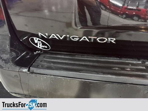 Used 2015 Lincoln Navigator 4WD image 37