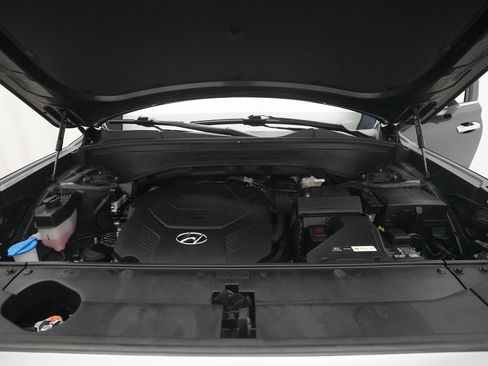 Used 2022 Hyundai Palisade Limited image 3