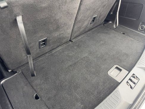 Used 2020 Ford Explorer XLT w/ Equipment Group 202A image 86