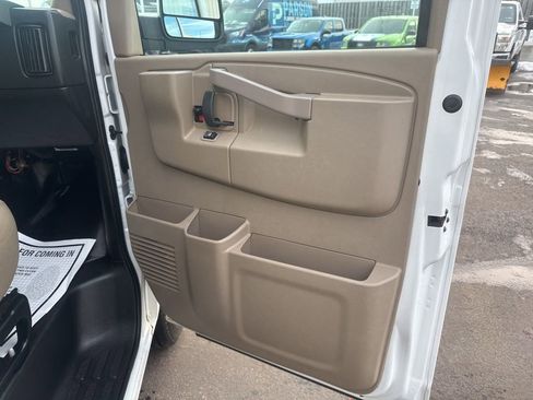 Used 2019 Chevrolet Express 2500 w/ Driver Convenience Package image 24