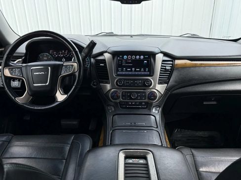 Used 2017 GMC Yukon XL Denali w/ Open Road Package AWD/4WD image 26
