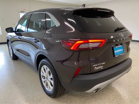 Used 2023 Ford Escape Active w/ Tech Pack #2 image 9